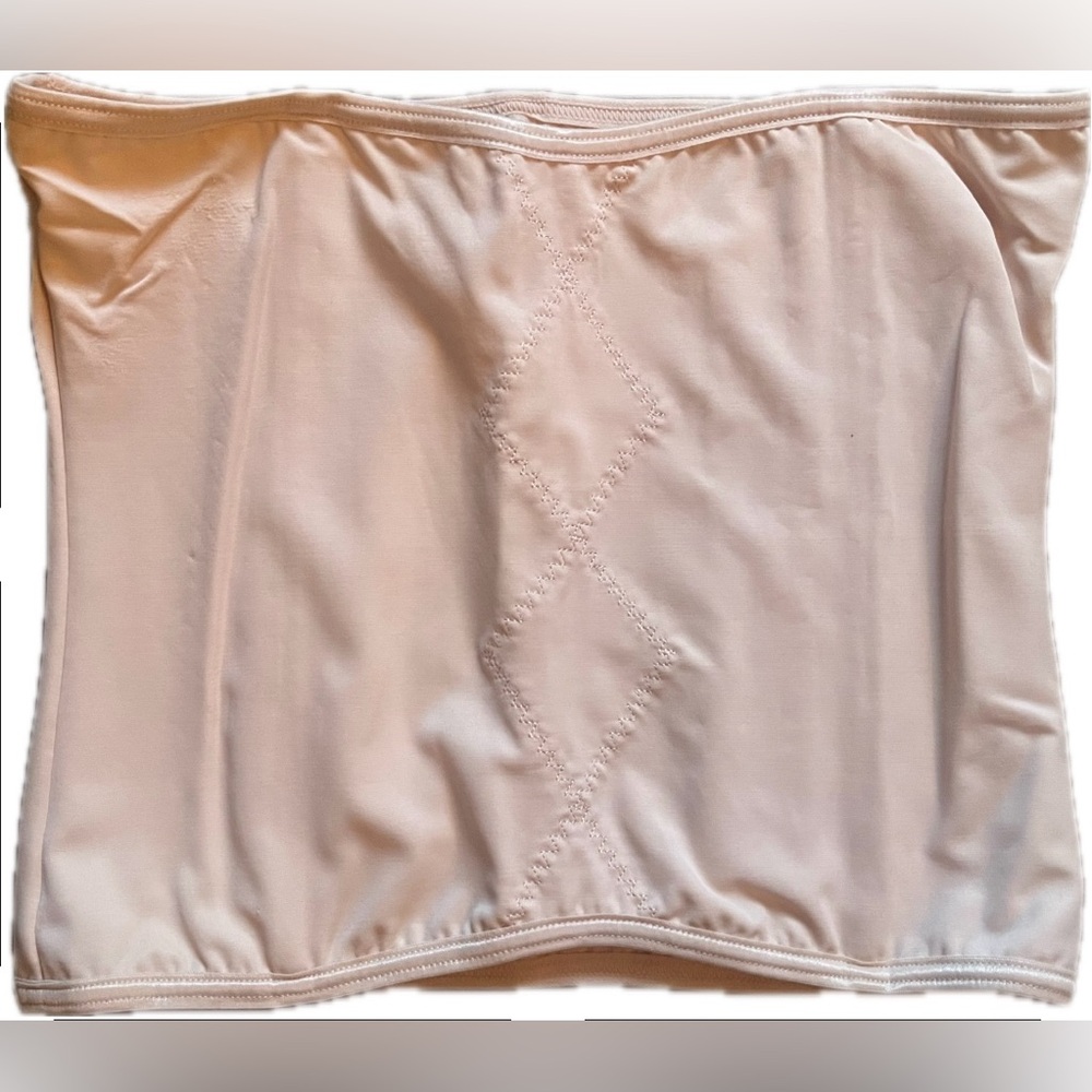 Maidenform Flexees Shapewear. Women's size XL Excellent condition.